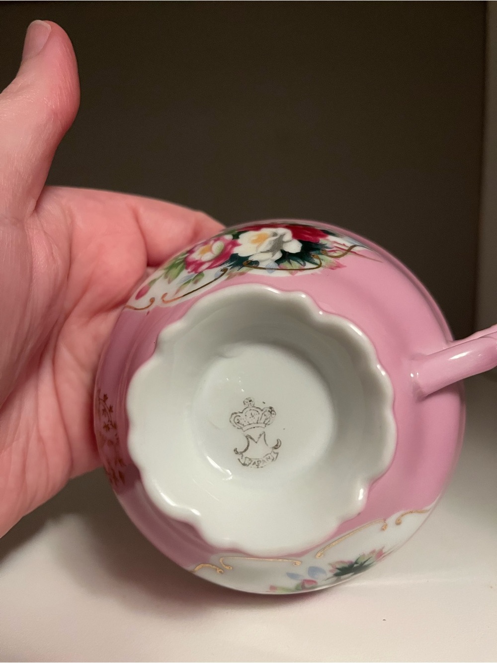 Vintage Japanese Export Crown M China Tea Cup, Pink/ Floral with gold trim. - Picture 6 of 7